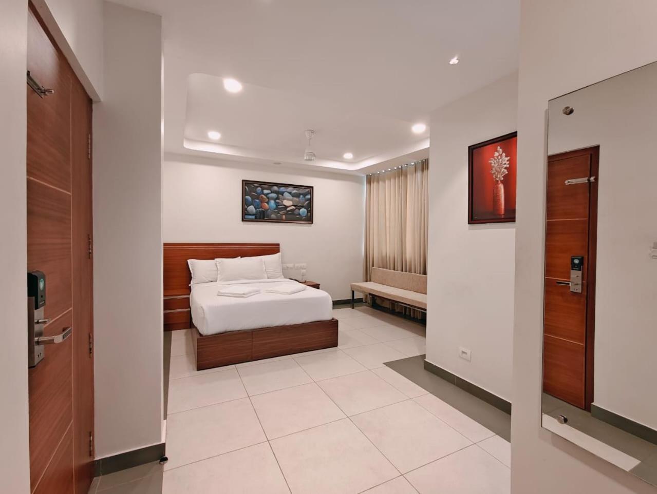 Готель Nest Residency Кожикоде Екстер'єр фото